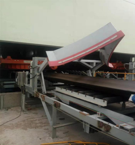 V-Plough Scraper Conveyor System by Powermech