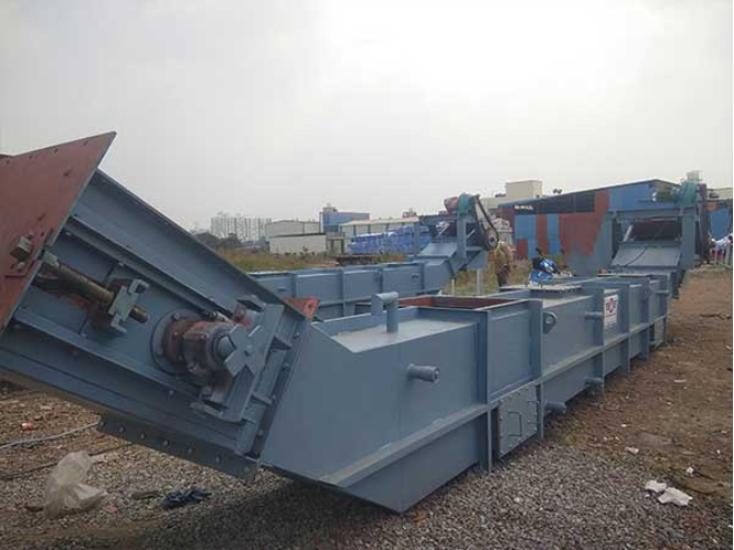 Wet Scraper Conveyor Main View